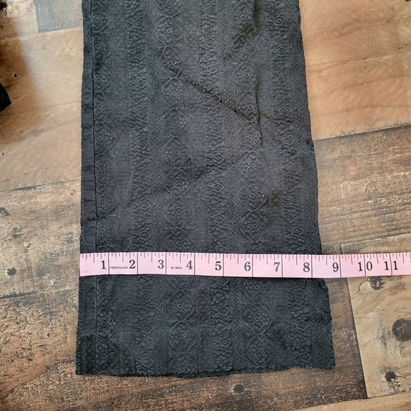 8 Antonio Melani Embossed Damask Baroque Black Pants - Picture 7 of 7